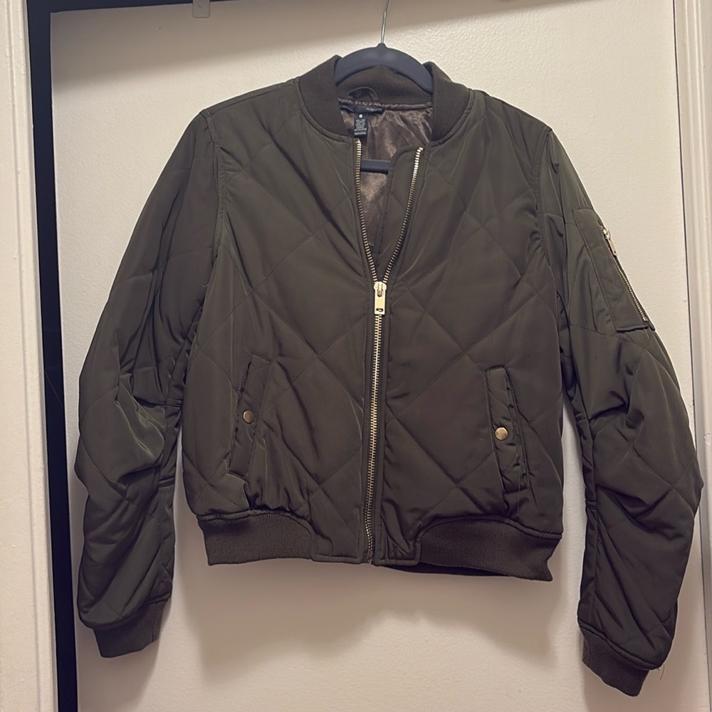 Aqua brand quilted bomber jacket, size M